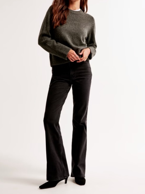 Abercrombie & Fitch Denim - Abercrombie & Fitch 70’s Vintage Flare Ultra High Rise Jean